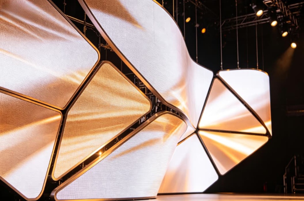 custom shape led display